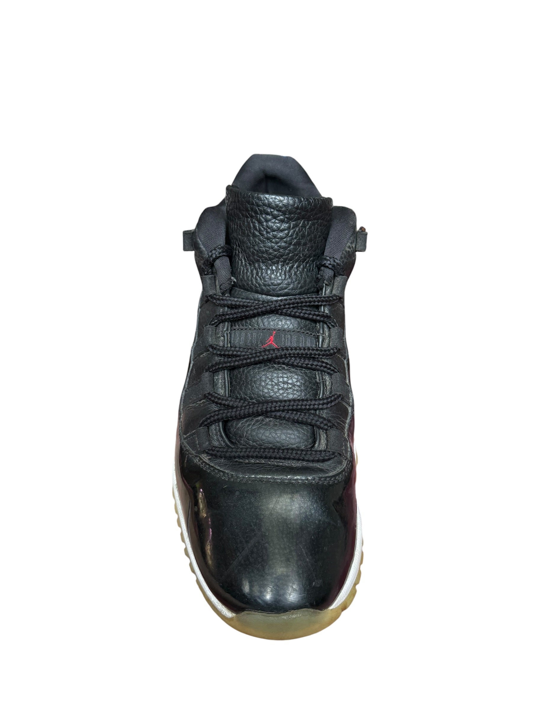 Jordan 11 Low “72-10”